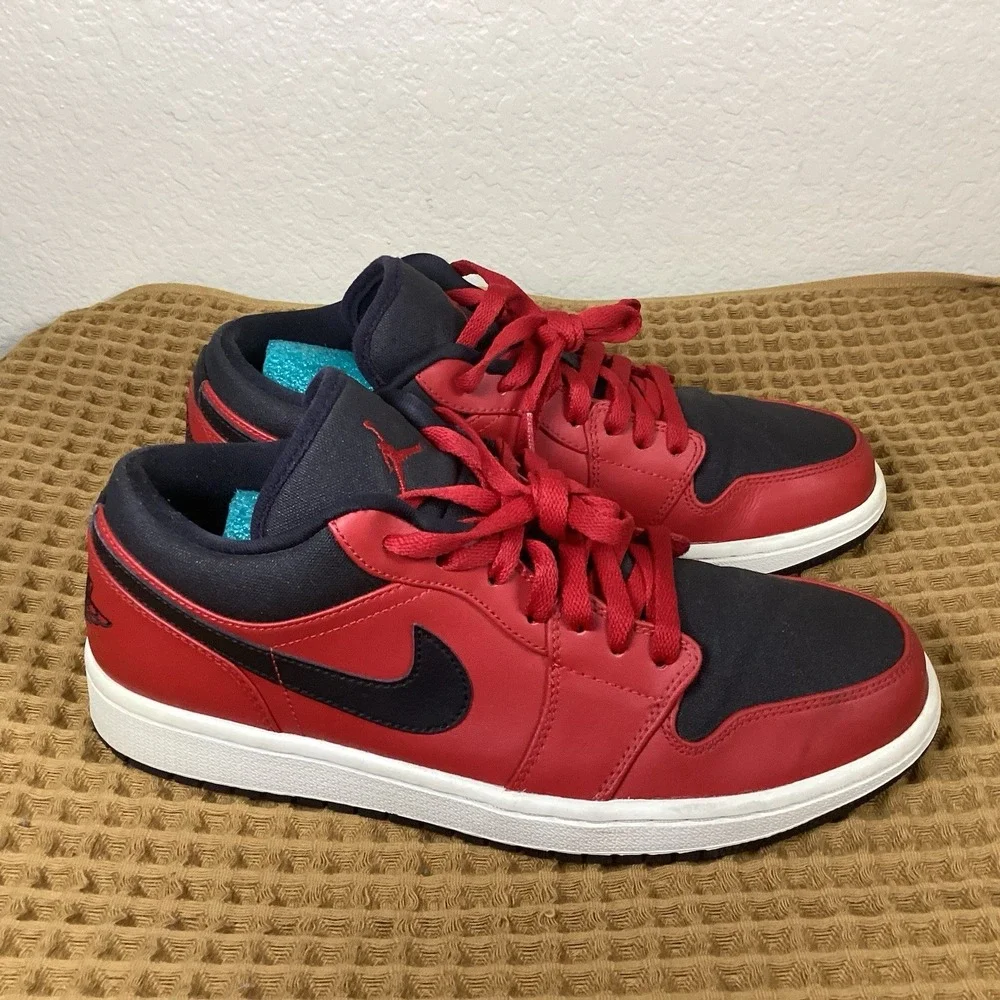 Air Jordan 1 Retro Low Gym Red Men's Sz 9 Gym Red White Black 553558-602 Nike